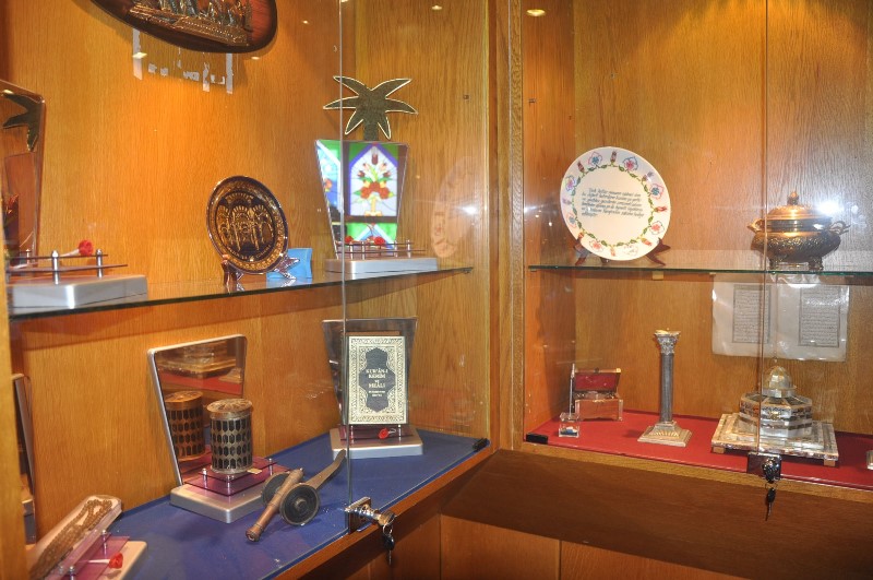 İşte Gülen'in İzmir'deki müze gibi odası
