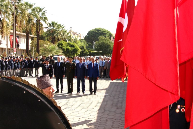 İzmir'de kahraman gazilerin onur günü
