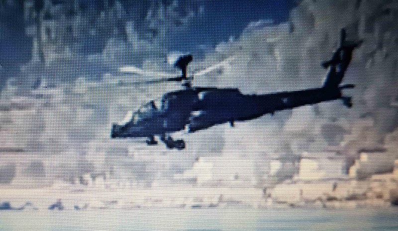 Ege'de askeri helikopter düştü