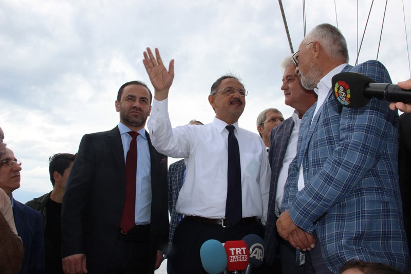 Bakan Özhaseki'den İzmir'de ikinci gün mesaisi