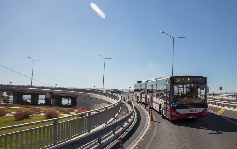 Yeni 60 körüklü otobüs hizmete alındı