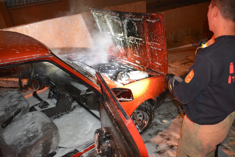 İzmir'de LPG'li araç yangını paniğe neden oldu