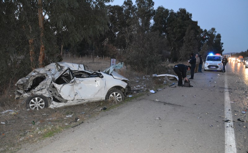 İzmir'de feci kaza: 1 ölü, 9 yaralı
