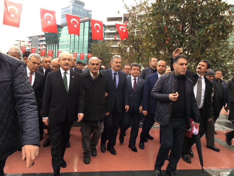 CHP lideri Kılıçdaroğlu İzmir'de
