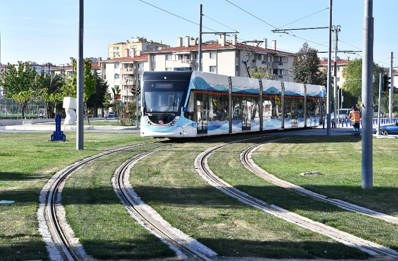 Karşıyaka’da “tramvaylı” günler başladı