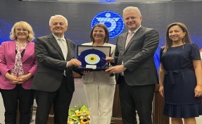 İzmir Ticaret Odası, Başkan Saniye Bora Fıçı'ya başarılar diledi