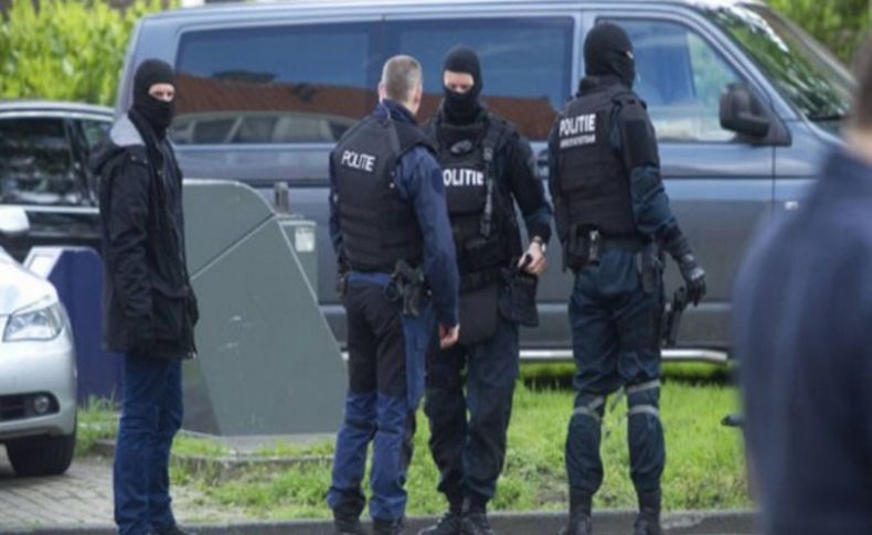 Hollanda’da Reina saldırganı alarmı