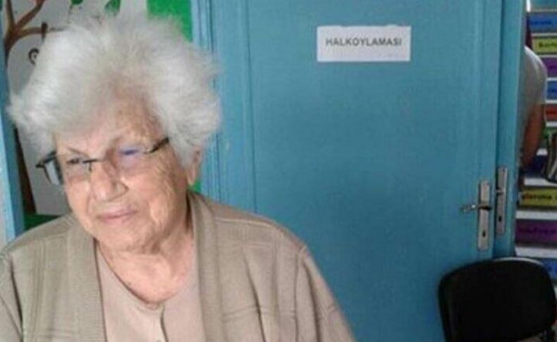 102 yaşında sandığa gitti