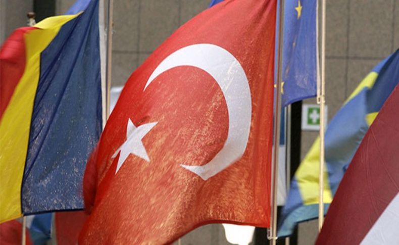 AB Türkiye’yle üyelik görüşmelerini sürdürecek