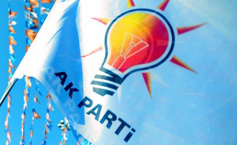AK Parti’de bir günde ikinci istifa