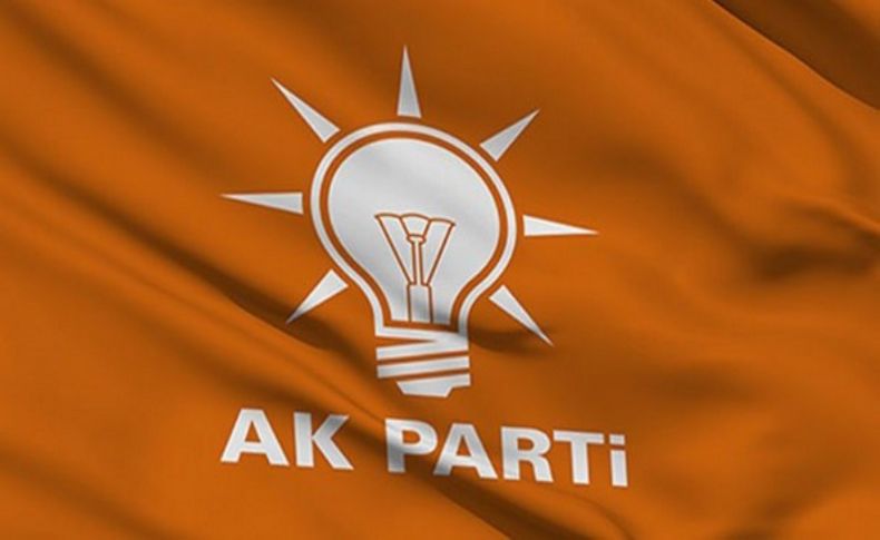 AK Parti'de sürpriz istifa