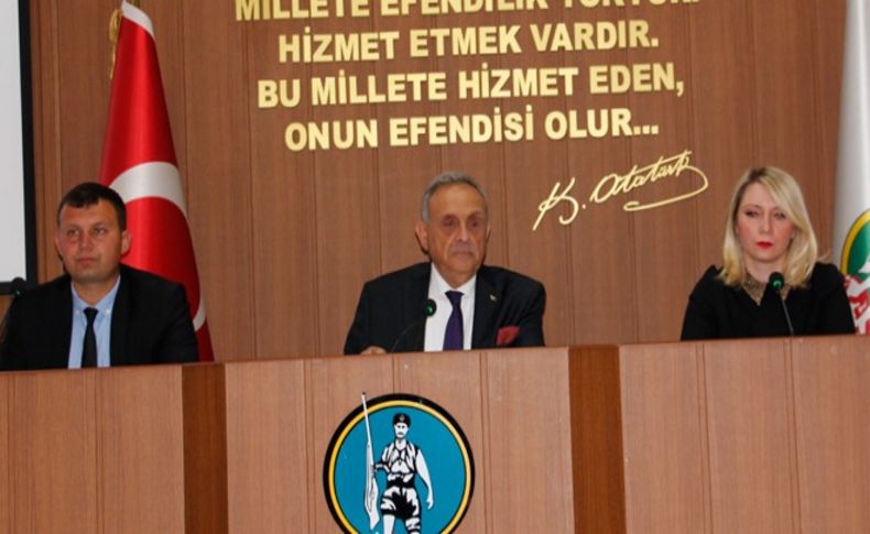 AK Partili belediyeden Türkeş'e vefa