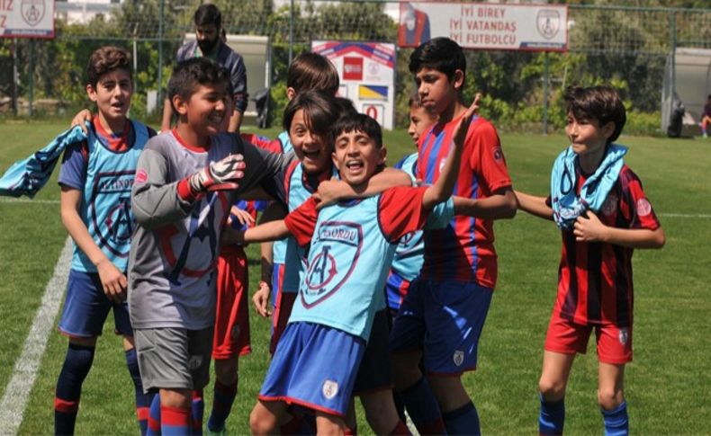 Altınordu'da futbol şenliği