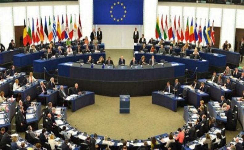 Avrupa Parlementosu bugün Türkiye'yi oyluyor