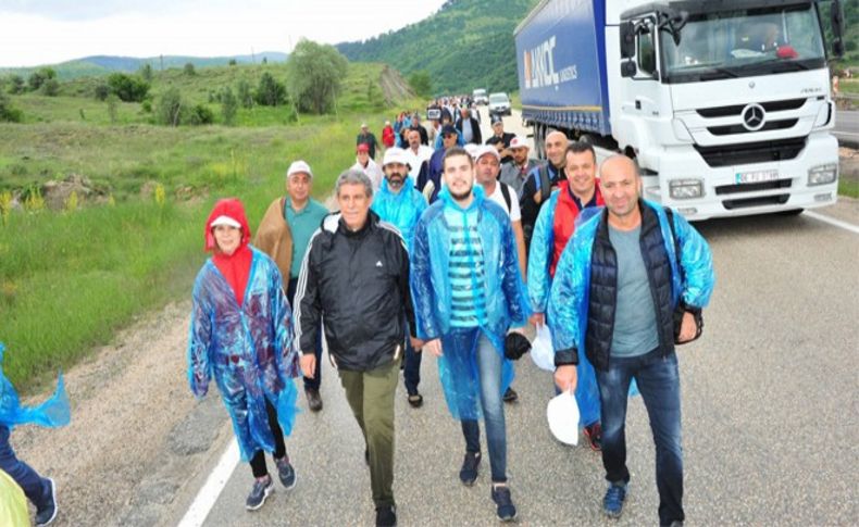 Balçova’dan Adalet Yürüyüşü'ne destek
