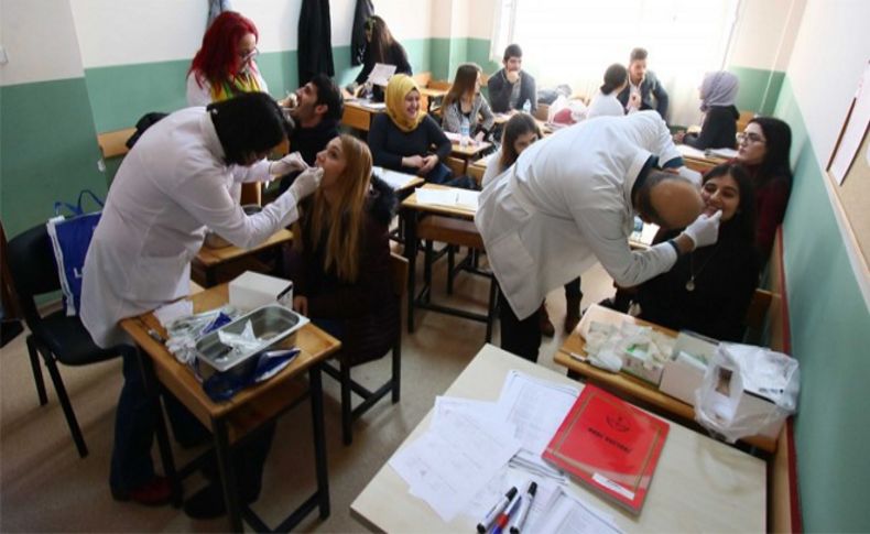 BAYGEM'de öğrencilere diş taraması