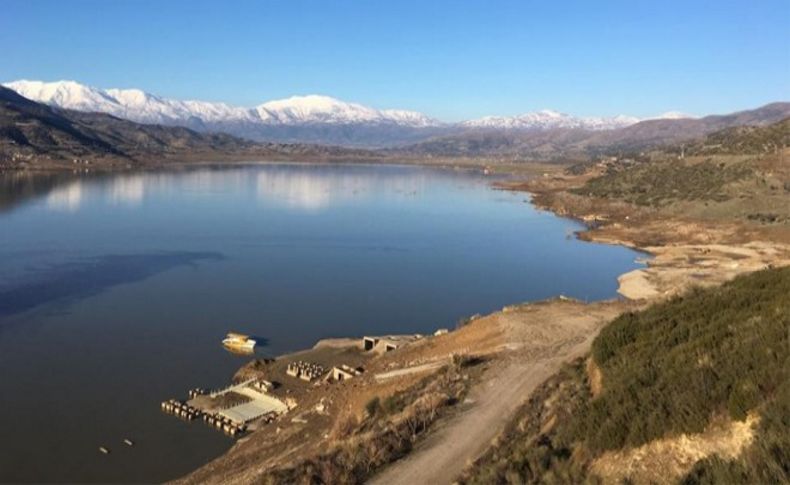 Beydağ Barajı’nda su seviyesi alarm veriyor