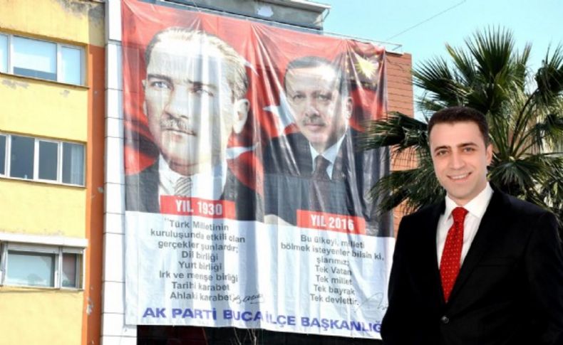 Buca'da AK Parti'nin Atatürk pankartına büyük ilgi