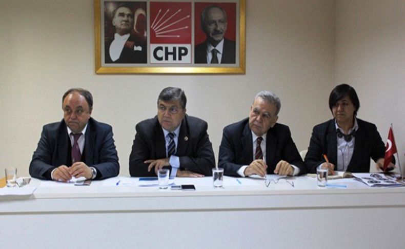 CHP İzmir'de referandum zirvesi