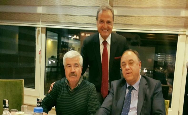 CHP İzmir'de sürpriz buluşma
