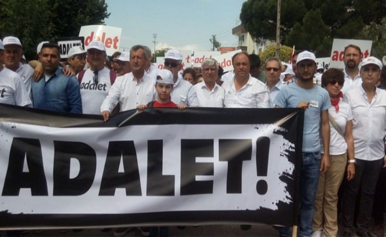 CHP İzmir'in adalet yürüyüşünde 4. gün mesaisi
