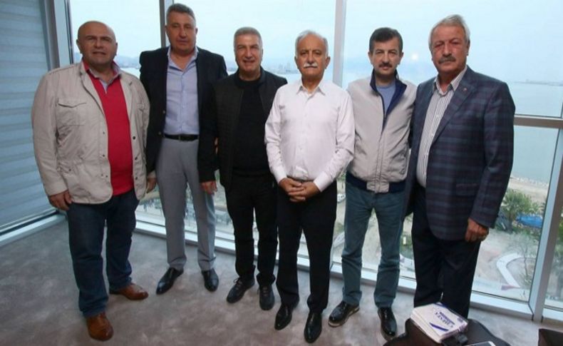 CHP İzmir siyasetini hareketlendiren kare