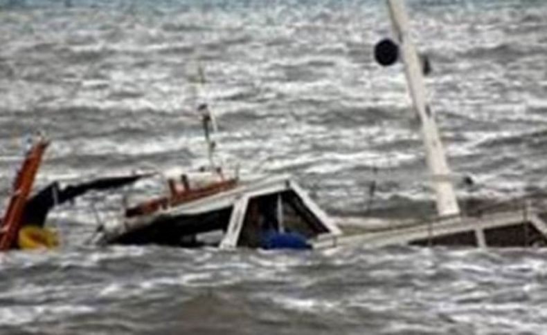 Ege'de kaçak teknesi battı: 6 ölü, 3 kayıp
