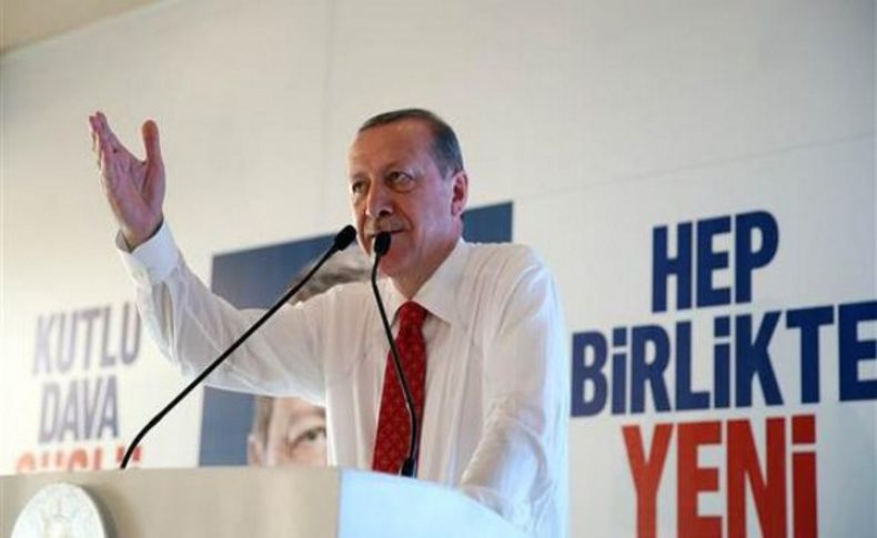 Erdoğan yoklama yaptı, bir partili iki kez ayağa kalkınca...