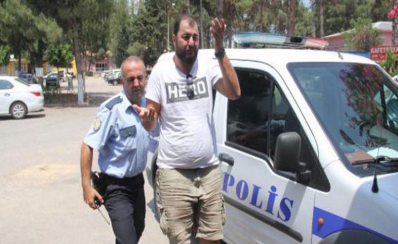 Hero' yazılı tişörtle sınava giren öğrenci gözaltına alındı