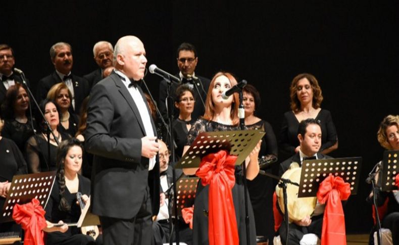 İzmir Adliyesi şehitleri anısına konser
