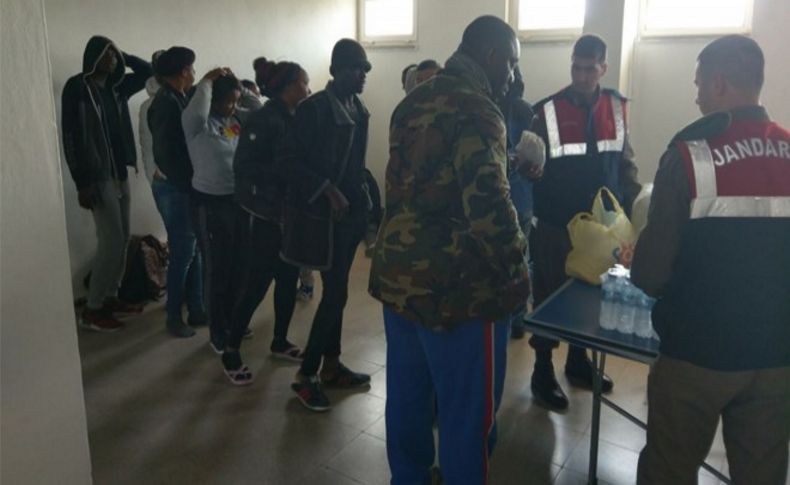 İzmir’de 84 göçmen yakalandı
