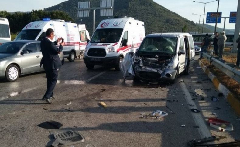 İzmir'de feci kaza: Kaymakam hastaneye kaldırıldı