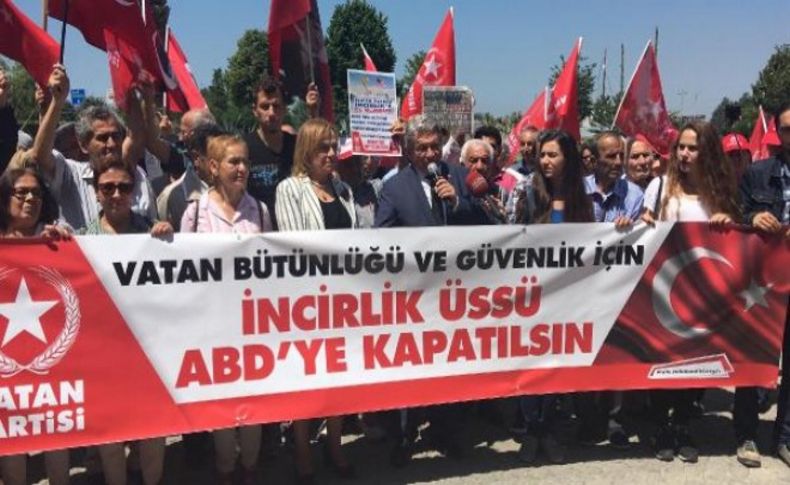 İzmir'de 'İncirlik üssü ABD'ye kapatılsın' kampanyası