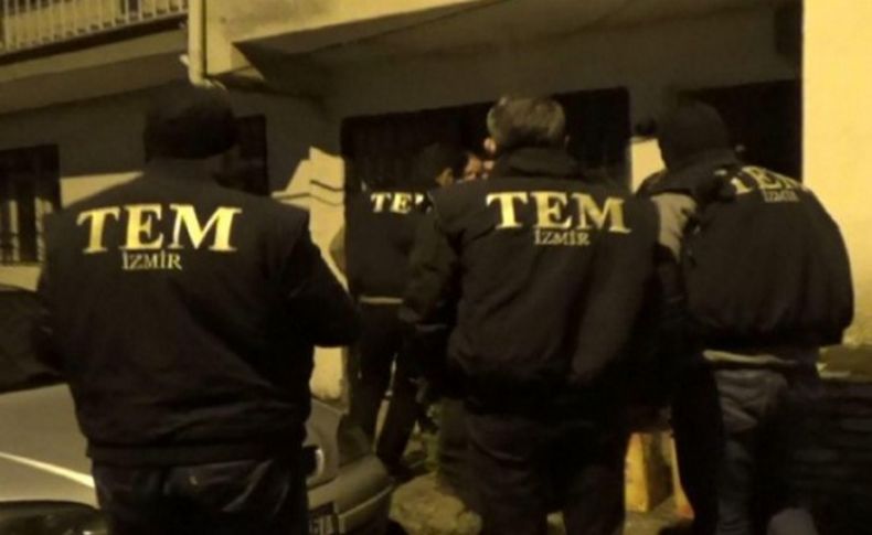 İzmir'de terör propagandası yapan 10 kişiye gözaltı