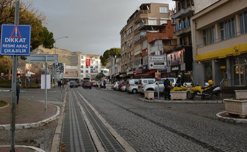 İzmir'in o ilçesinde trafik sorununa 'tek' çözüm