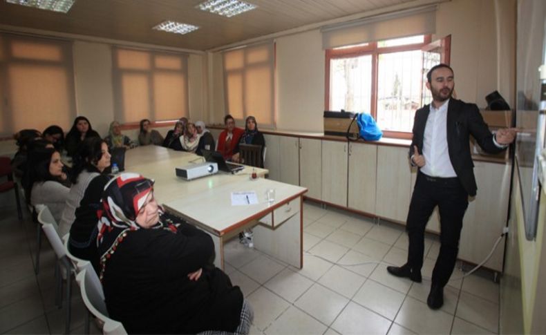 Karabağlar'da kadınlara tasarruf eğitimi