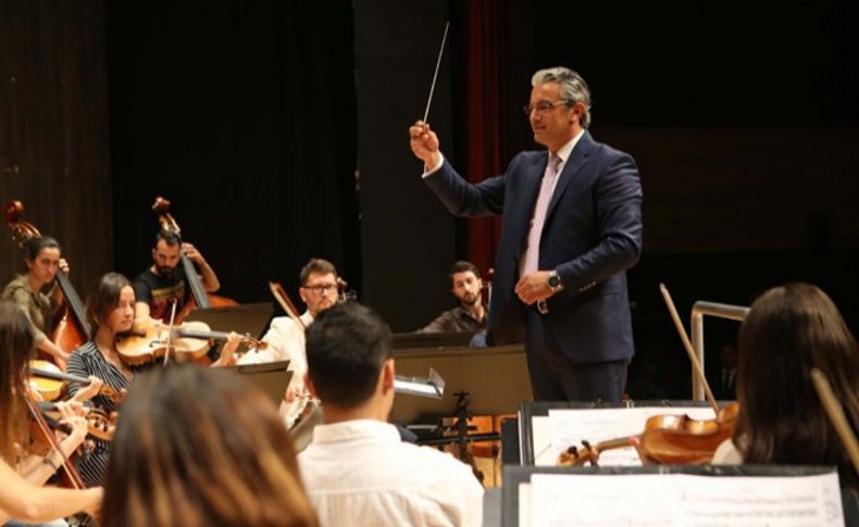 Karşıyaka'da orkestra şefleri  yetişecek