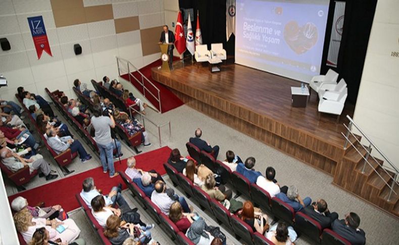 Karşıyaka'da ‘Sağlık ve Toplum Kongresi’ yapıldı