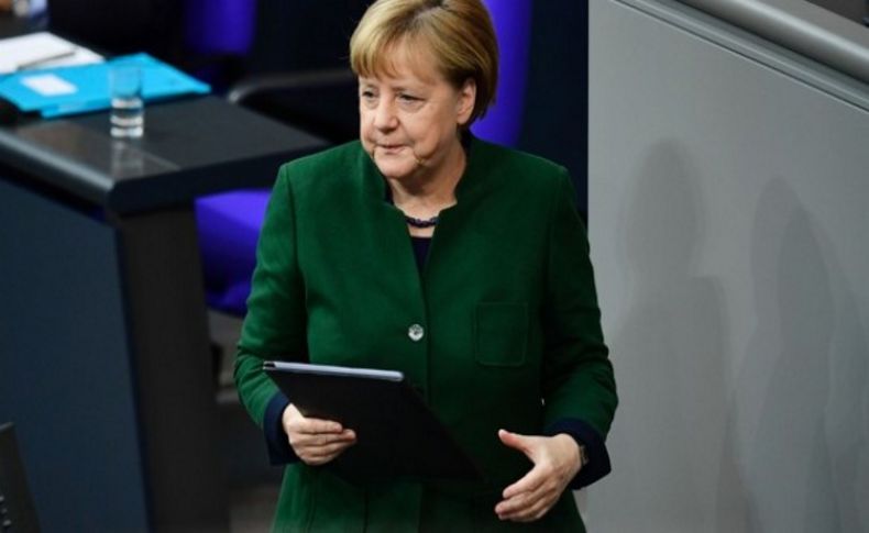 Merkel'den kritik 'Türkiye' açıklaması