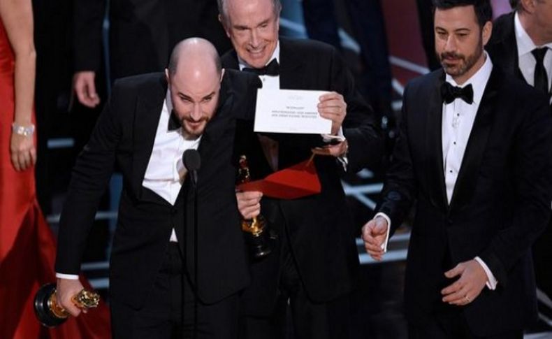 Oscar Ödülleri'nde yanlış zarf skandalı