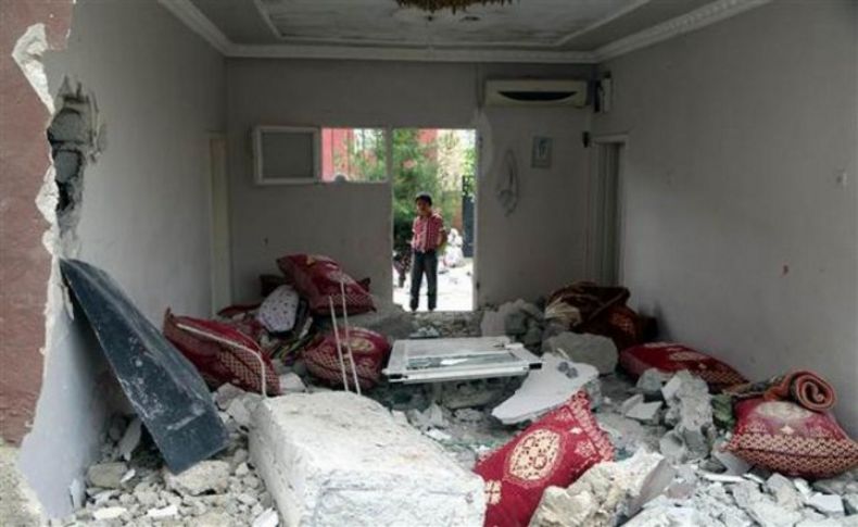 Polis panzeri eve çarptı: 2 çocuk öldü