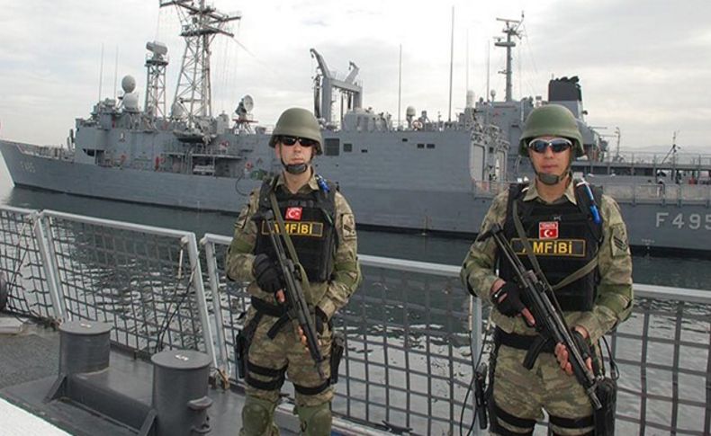 Rus askeri heyeti İzmir'de!