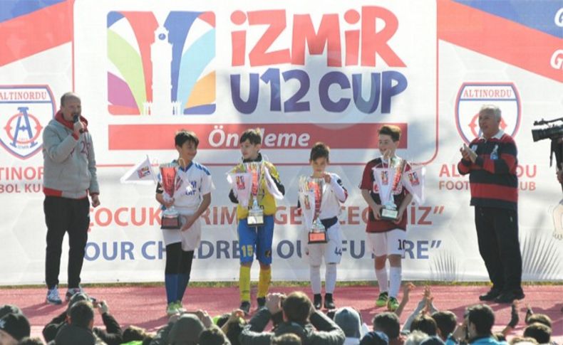 U12 İzmir Cup'a 4 bilet