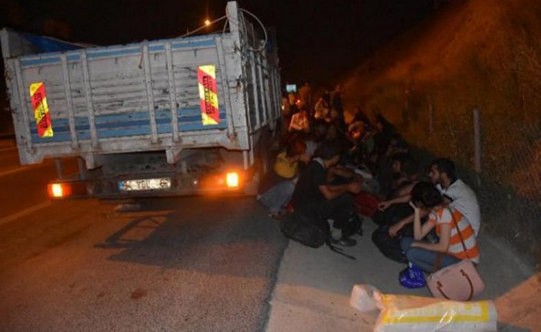 Yunanistan'a kaçmaya çalışan 47 kişi yakalandı