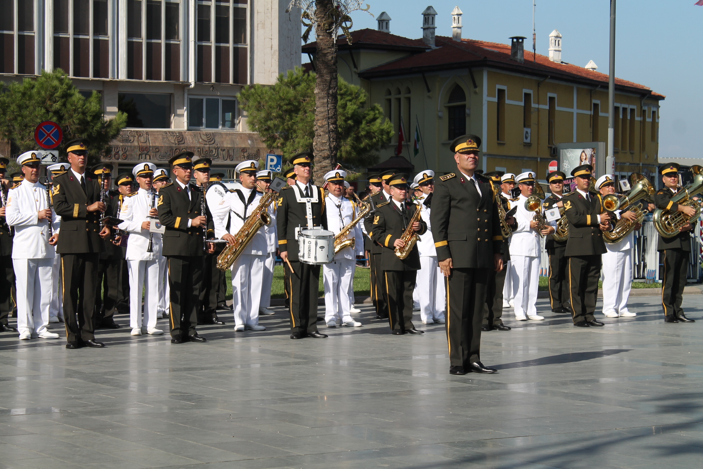 İzmir'de 30 Ağustos Zafer Bayramı coşkusu