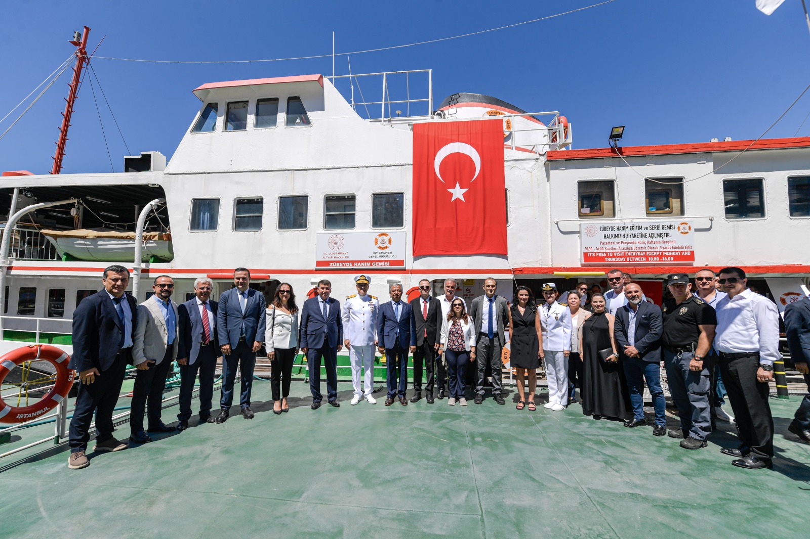 İzmir'de Denizcilik ve Kabotaj Bayramı kutlandı