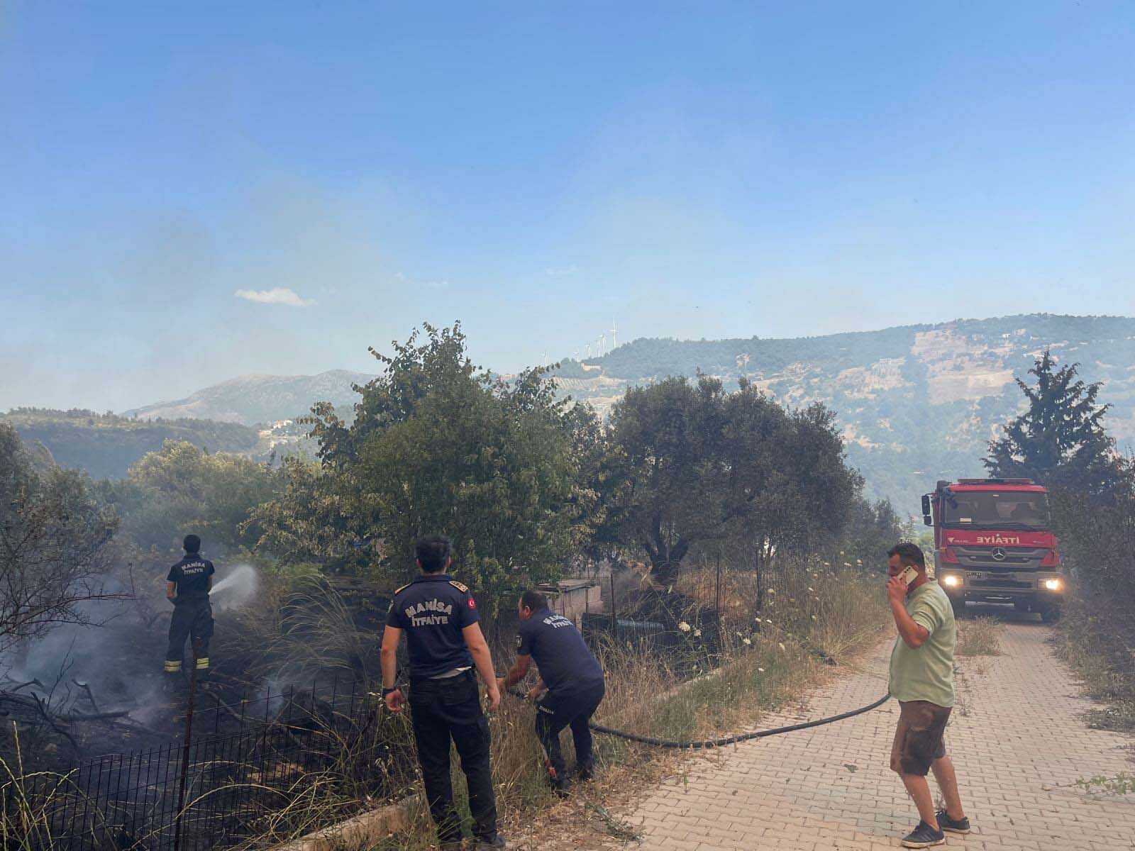 İzmir Bornova'da orman yangını