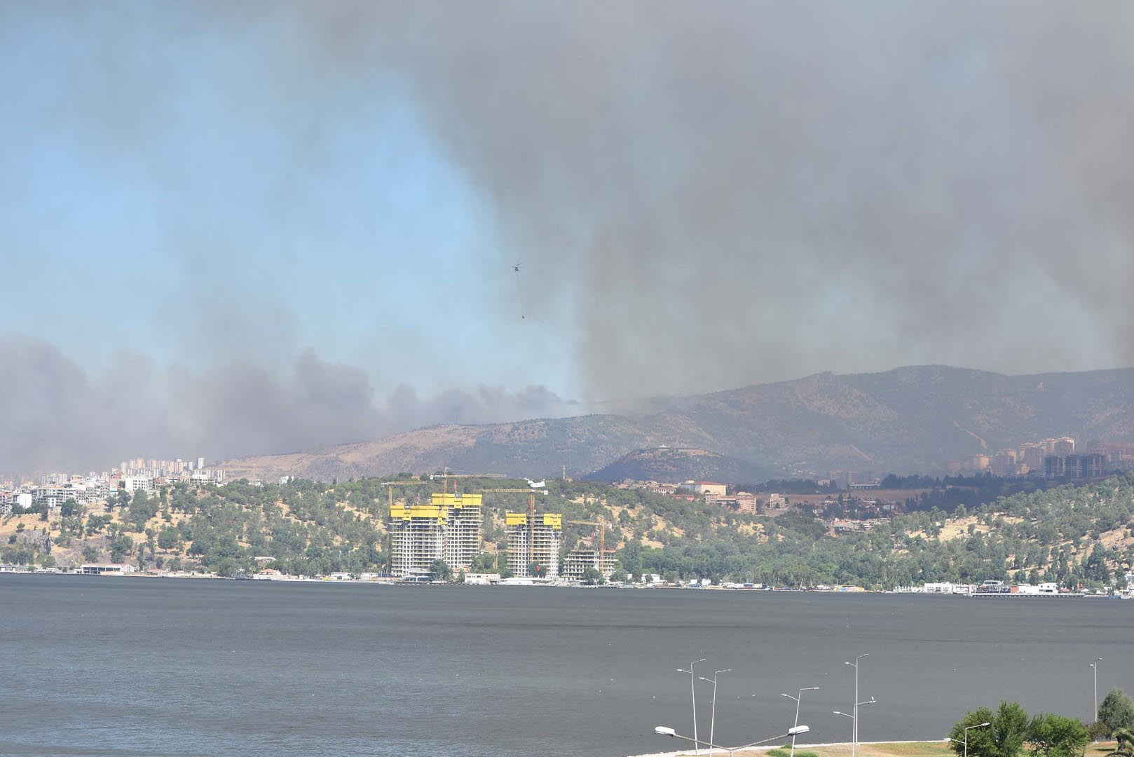 İzmir'de yangın kabusu