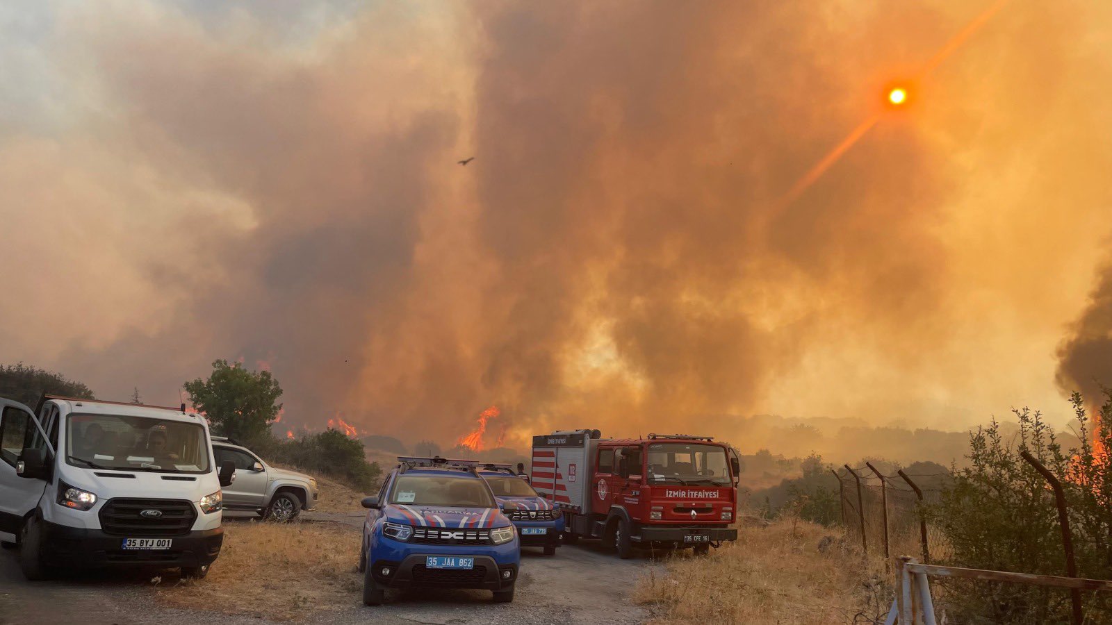 İzmir'de yangın kabusu