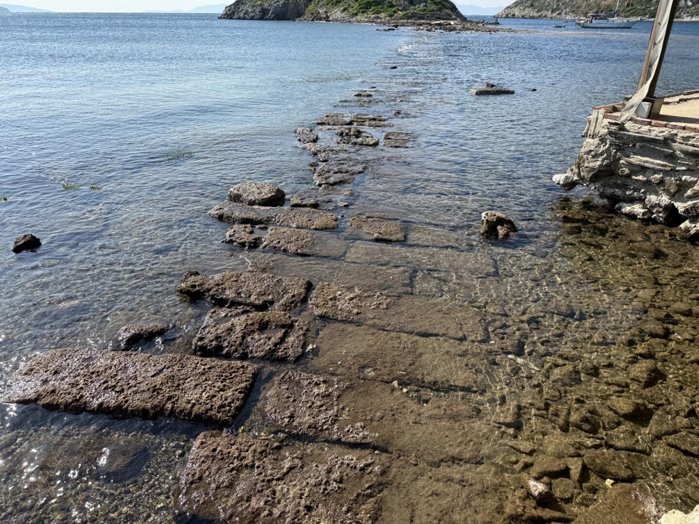 Bodrum'da deniz çekildi, tarihi 'Kral Yolu' ortaya çıktı